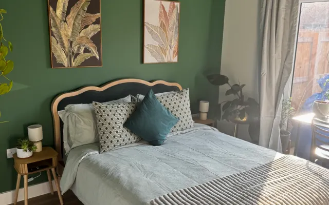 Suite espaçosa - Cozinha própria, casa de banho própria, vestuário...