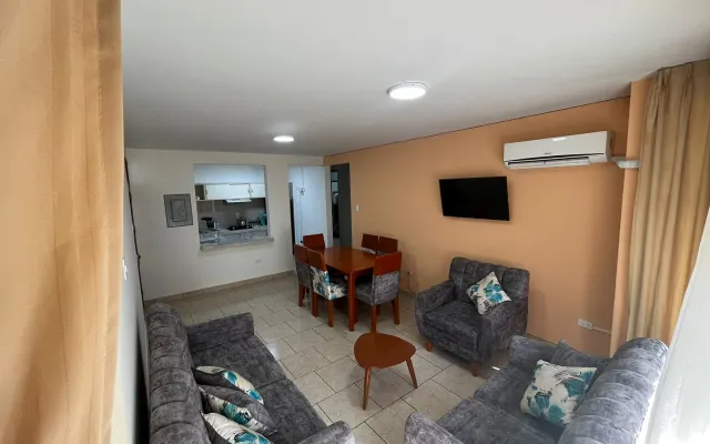 Moderne und sichere Wohnung im Herzen von Piura - Komfort und Lage