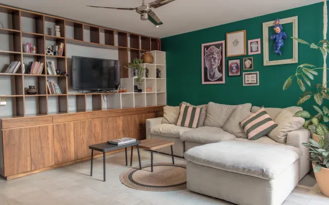 Pancho's Hideaway! Beautiful home close to everything.
