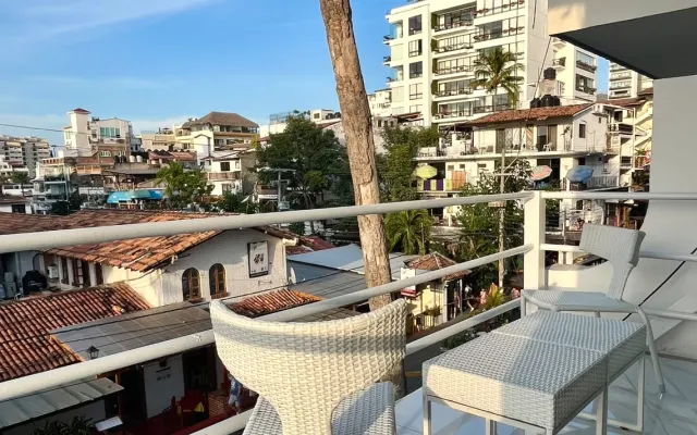 Unico King Apt + Pasos a la Playa + Balcon+Terraza