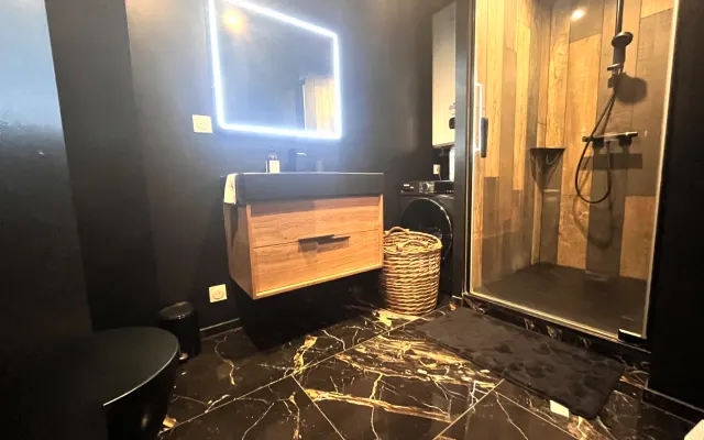Apartment near the center.