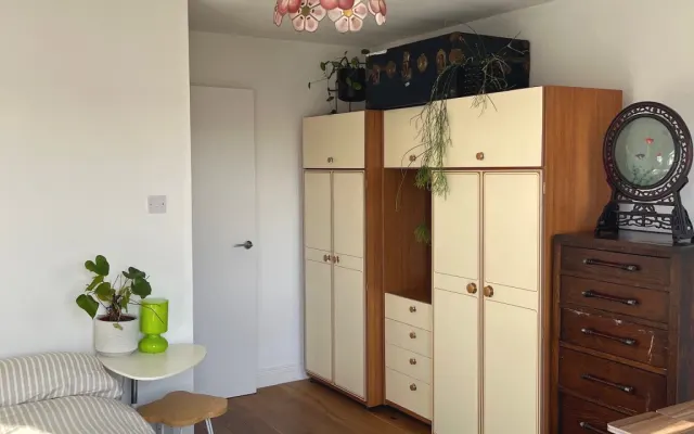 Quarto bonito numa maisonette no centro de East London