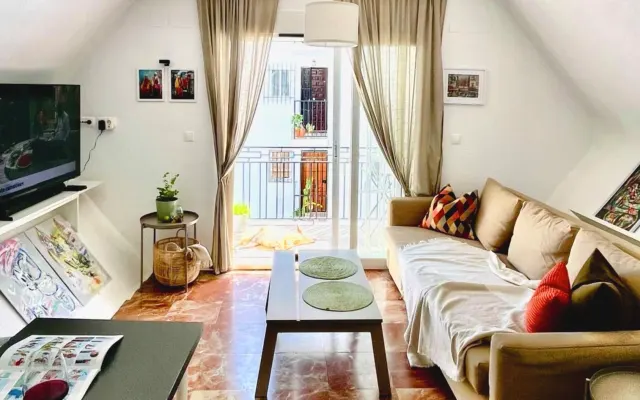 Duplex con piscina en Alquiler en el Corazón de Torremolinos