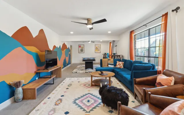 SafeArea|KingBeds|ArcadeGame|3500sqft|Near I-40