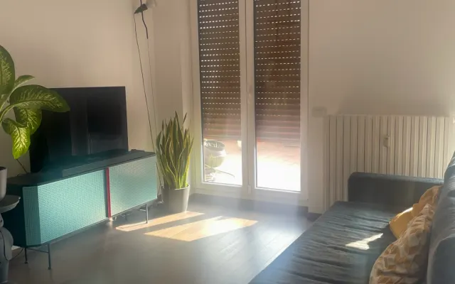 Piso compartido c/terraza en zona agradable con restaurantes y cerca...