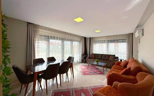 Luxurious Kusadasi Apartment with Spacious Terrace & Stunning Sea View
