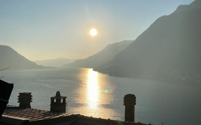 Incantevole rifugio sul Lago di Como - vista mozzafiato e fascino...