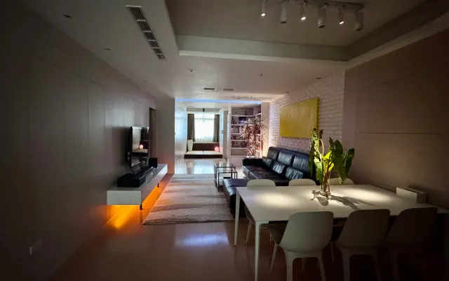 The comfortable and quiet place in center of Taipei