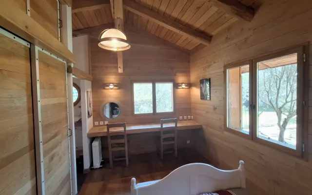 Charming, luxury chalet in the middle of the olive trees.