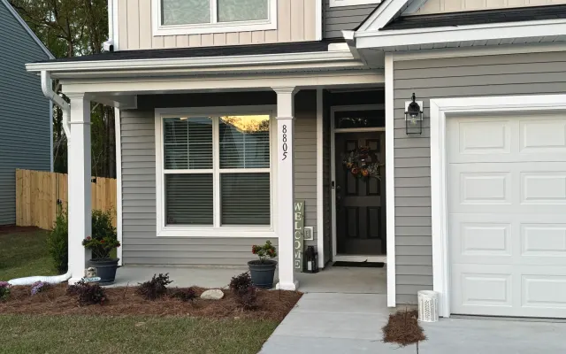 Charmante maison - juste à l'extérieur du centre ville de Charleston-