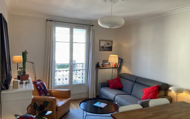 2-room apartment in the heart of the Batignoles district