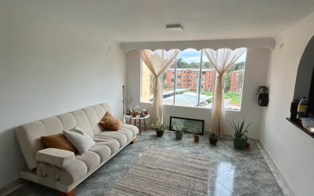 Hermoso apartamento en el norte de la ciudad.
Hermoso apartamento. Eng