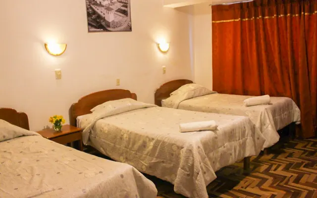 ostello vicino alla piazza principale camere con bagno privato tv - copia...