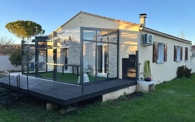 Zimmer in moderner Villa (Naturisten willkommen)