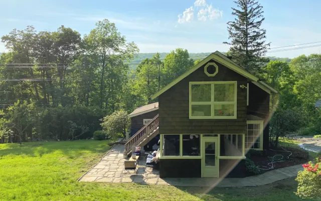 Merryall Manor 5 BDR Home + Game room + Fire pit