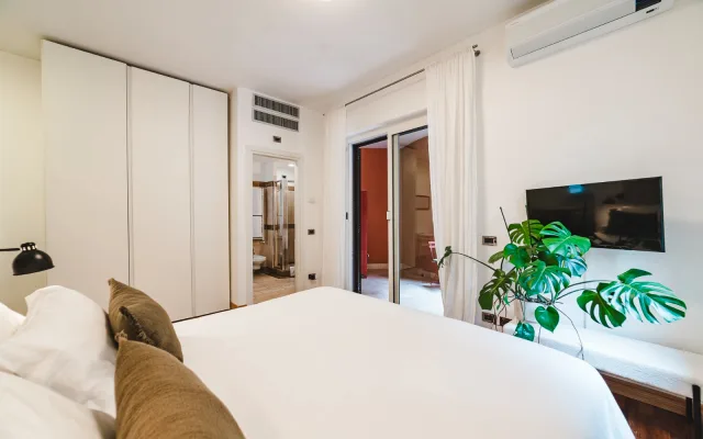 Elegant and Quiet Apartment Surrounded by Greenery- NETFLIX