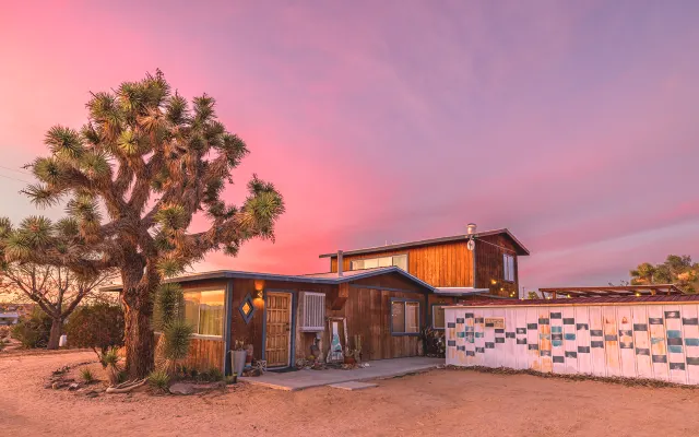 Restored 1950s Homestead | Diamond Sky Retreat