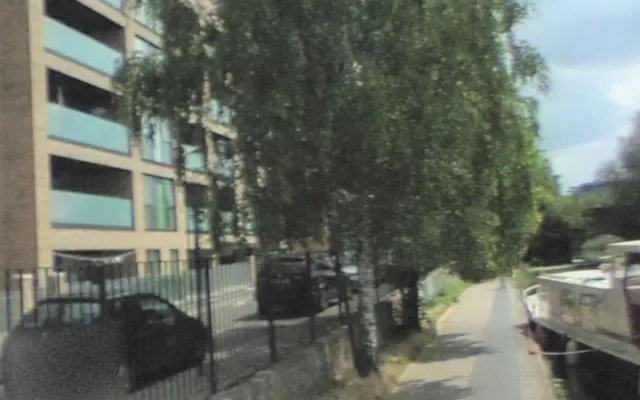 Vista del canal de la riviera de hackney