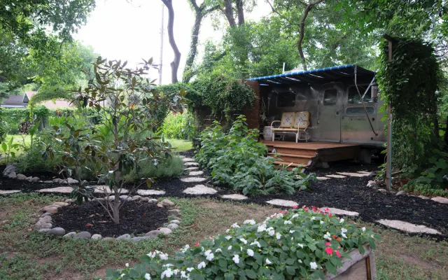 Der gemütliche Cactus Airstream mit Whirlpool