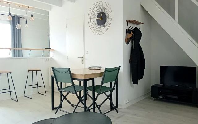 Cosy Duplex, 100 m vom Strand entfernt.