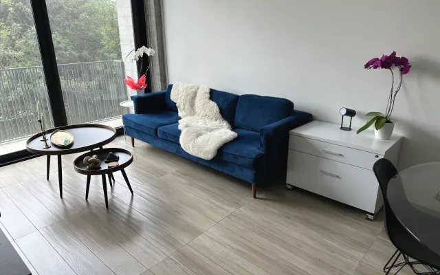 Geräuschloses Juwel im Zentrum, nur wenige Schritte vom Revu