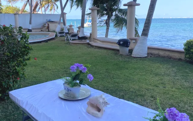 Schöne und entspannende Wohngemeinschaft in Cancun am Meer PTJ - Kopie 01