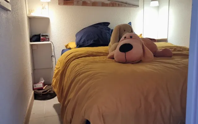 pequeno apartamento mesmo antes da aldeia naturista (15 minutos a pé)