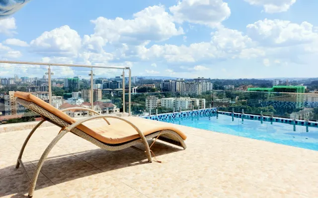 Modern 1-BR in Westlands | AC • Pool • Gym • PS4