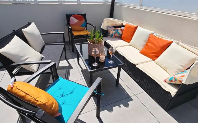 Apartamento cerca del centro de la ciudad (aparcamiento disponible con