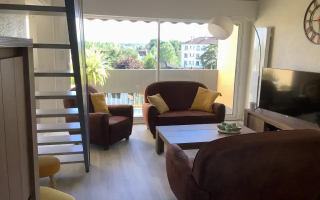 Zimmer in coolem Duplex, nahe dem Stadtzentrum