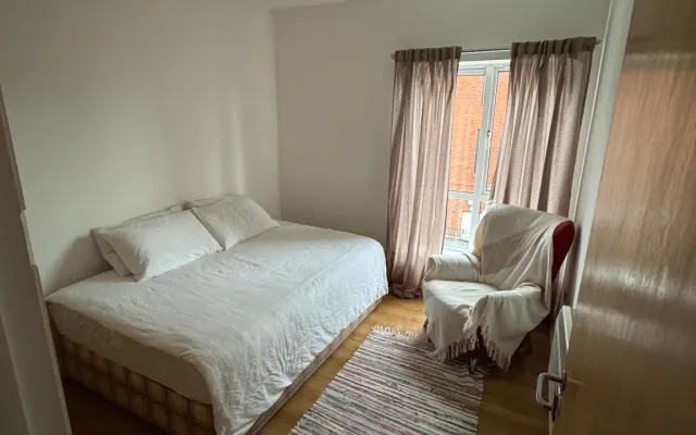 Gemütliches Zimmer in der Nähe von Heuston Station und Phoenix Park.