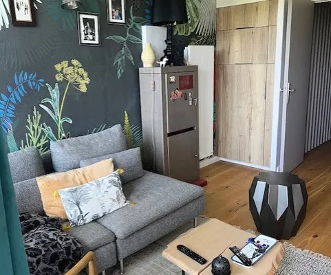 Chambre cosy et naturiste , plage , piscine et vue mer