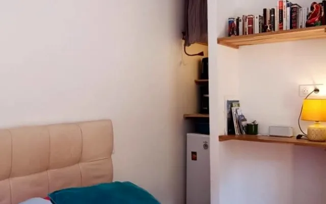 Studette / Zimmer Seteinside