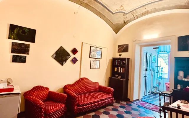 B&b in downtown Caserta open for 20 years for lgbtqi+ communities!