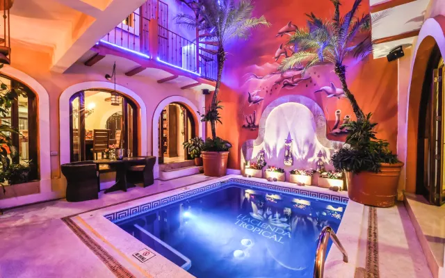 Hacienda Tropical Luxurious Oasis in the Heart of Puerto Vallarta