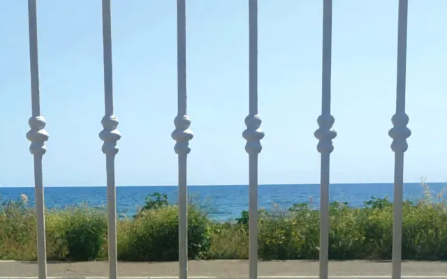 Villa fronte mare - Villa en front de mer (Specchiarica, Salento)
