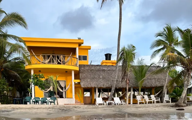 Casa sulla spiaggia ATABEY.
Esclusivo. Nessuna folla. Solo pace...