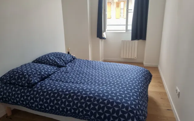 chambre confort dans appartement en centre ville.