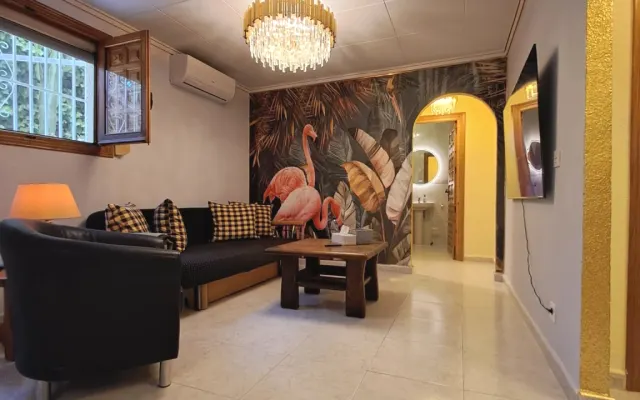 Spanish house surrounded by nature, minutes from Playa El Rebollo.