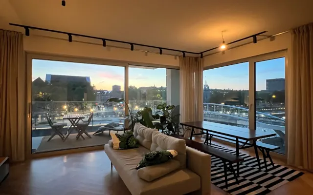 Nordische Wohnung mit herrlichem Kanalblick