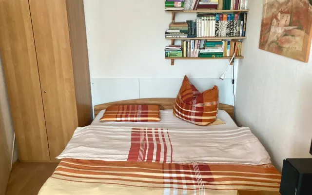 Günstig gelegene Unterkunft im Schwulenviertel von Berlin