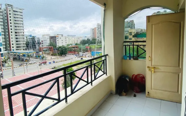peaceful apartment in the heart of the city