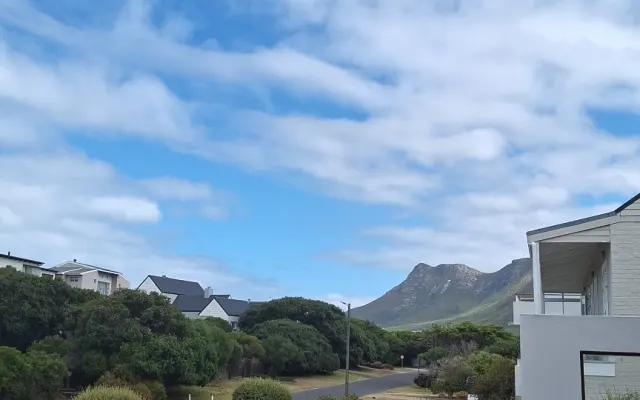 Chambre privée dans une maison au bord de la mer