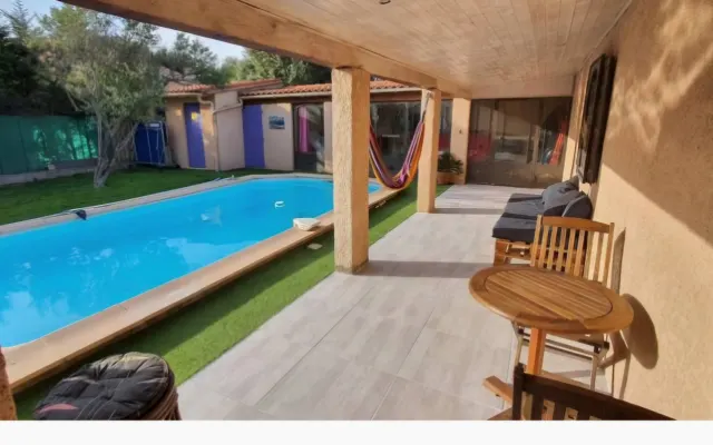Villa de 3 dormitorios con piscina y barbacoa