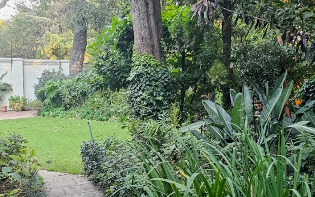 L'Elysium, un bel appartement spacieux situé dans un quartier arboré...