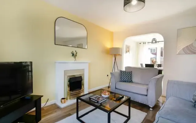 Casa per famiglie e imprenditori 4BR | Parcheggio | Wi-Fi