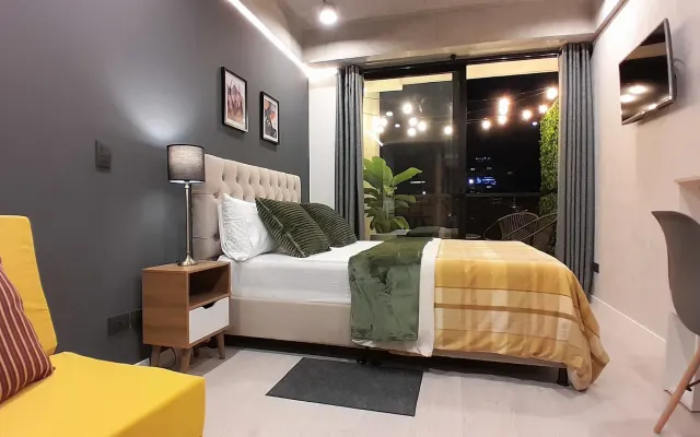 Modern loft near the Viceroy