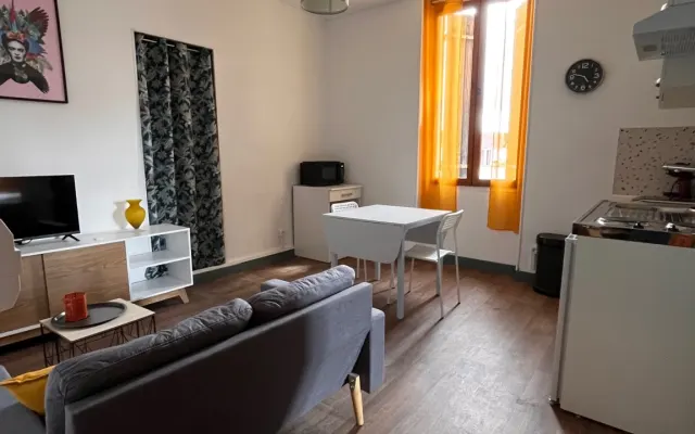 Cosy village center apartment