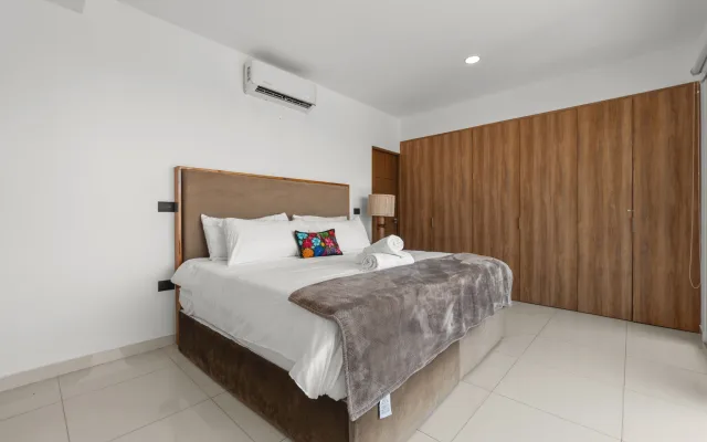 Posh Skies 3 BDR, 2 Bath, com estacionamento Transporte gratuito para...