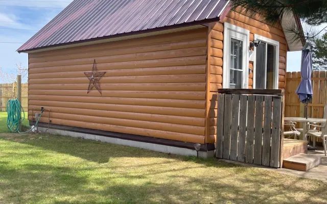 RLR Cabin 9